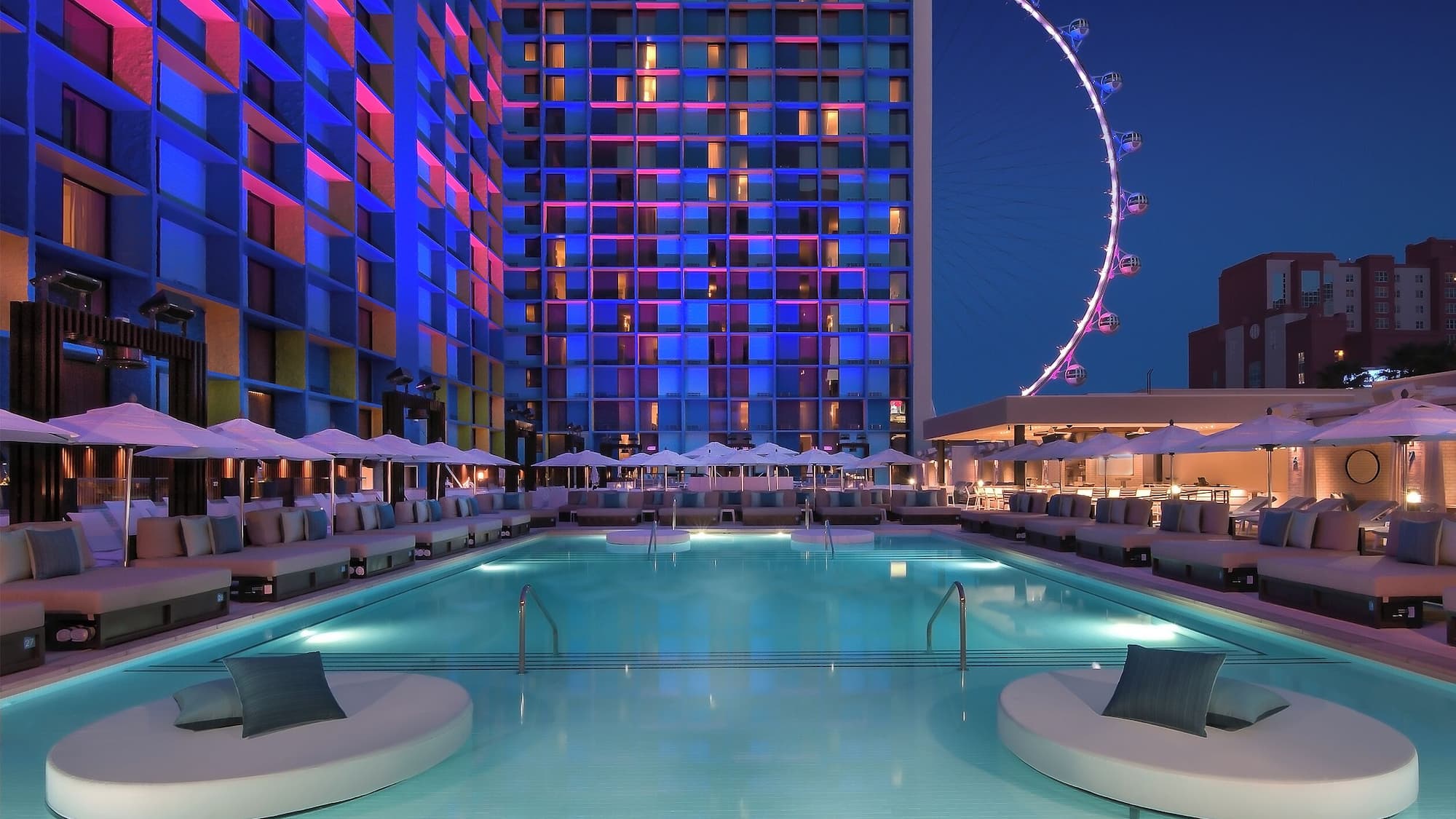 Balcony Rooms at The LINQ Hotel & Casino – A Caesars Rewards Destination