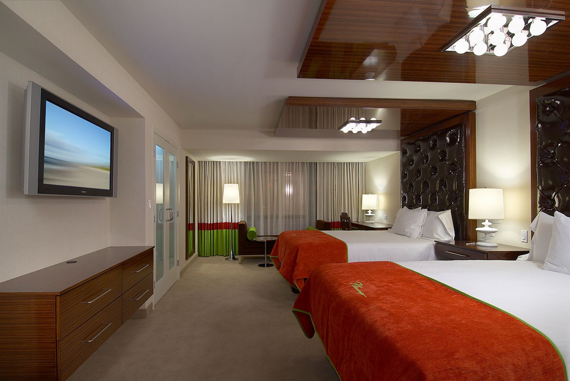 2 Bedroom Metropolitan Suite — photo 2