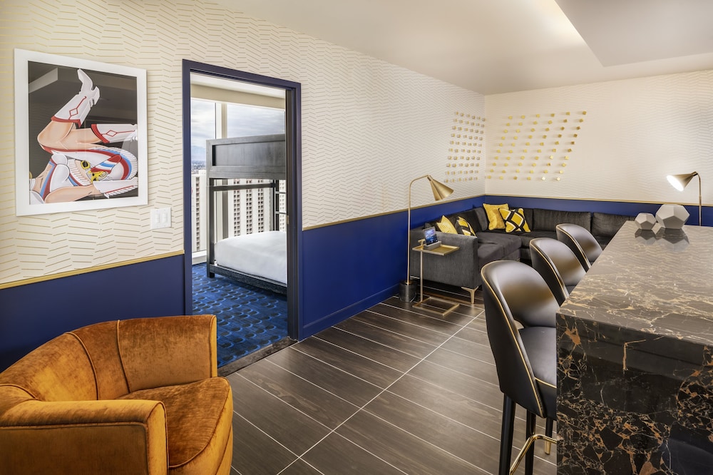 Bunk Suite at Circa Resort & Casino