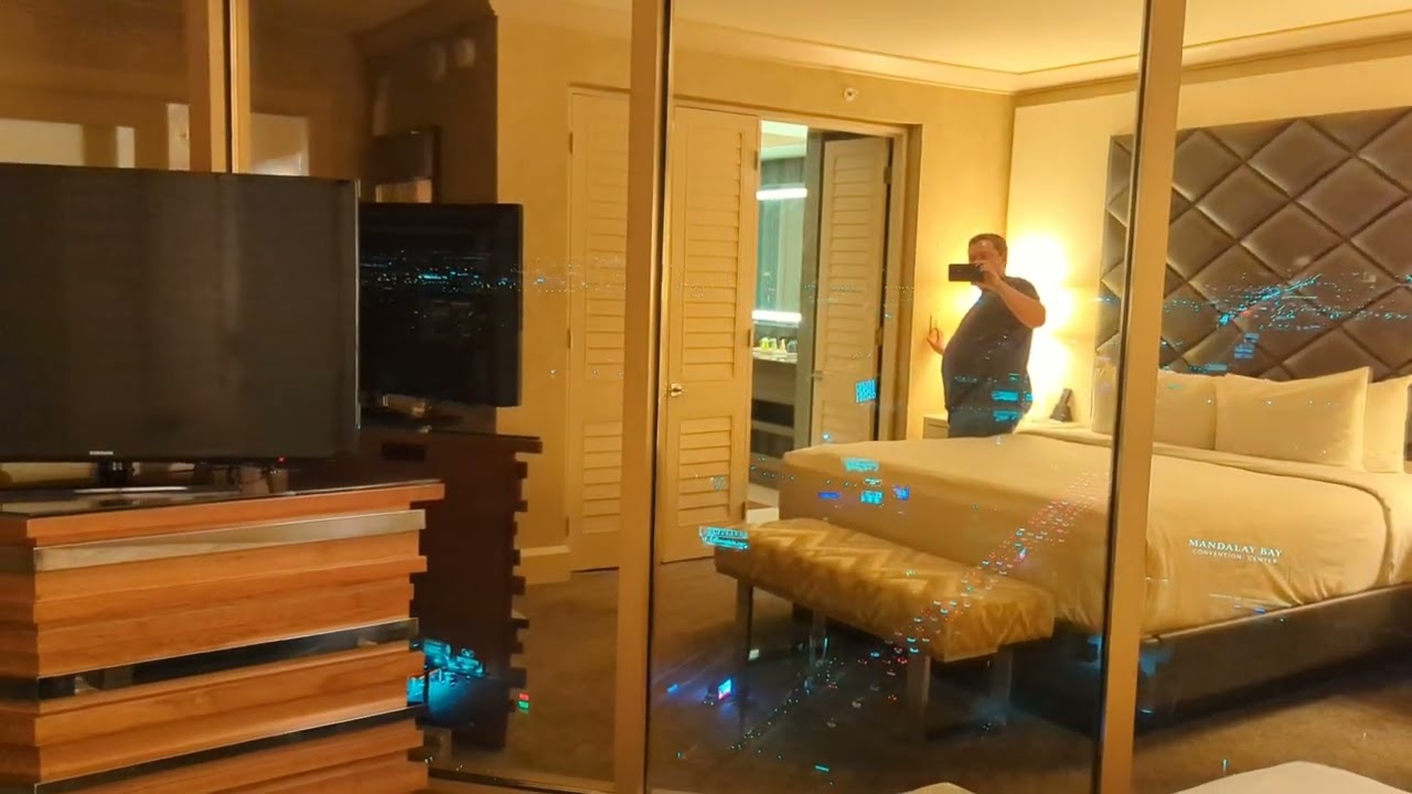 Panoramic Two Bedroom Suite - King — main photo