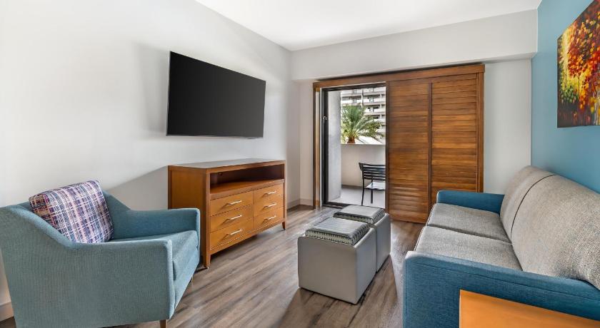 Two-Bedroom Suite with Accessible Tub at Hilton Vacation Club Cancun Resort Las Vegas