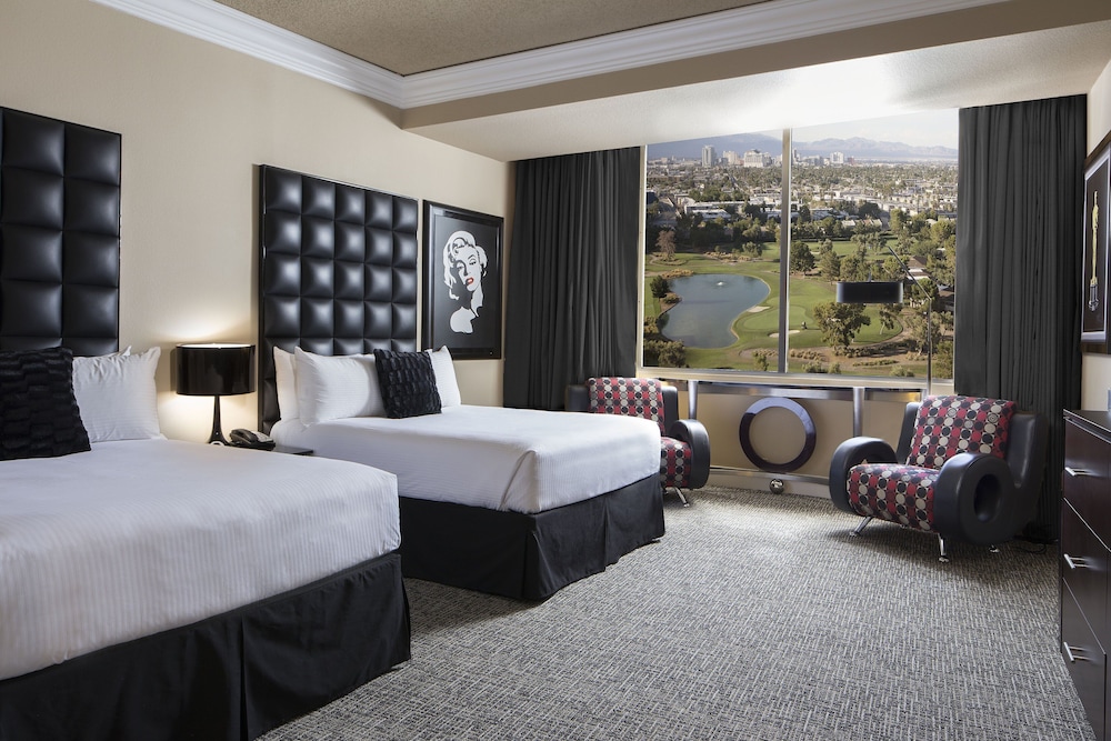 Signature Room, 2 Double Beds — main photo