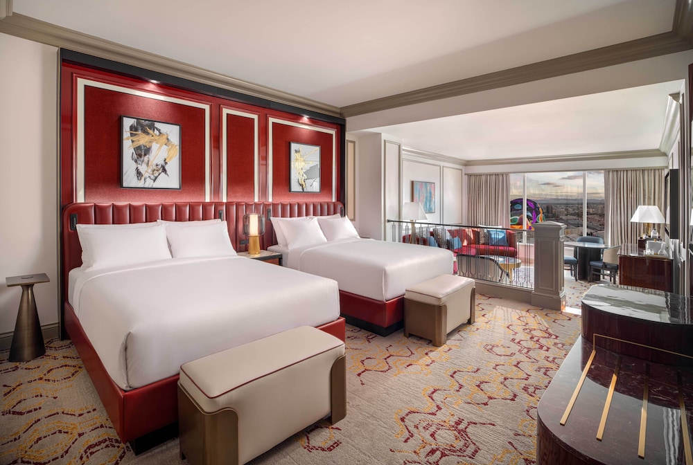 Newly Remodeled Luxury Two Queen City View + Newly Remodeled Luxury Two Queen City View