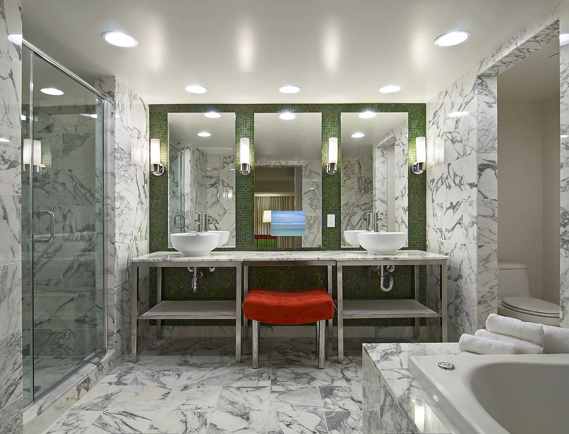 2 Bedroom Metropolitan Suite — main photo