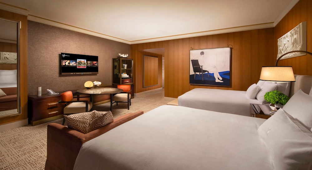 Wynn Panoramic View Two Queens — photo 2