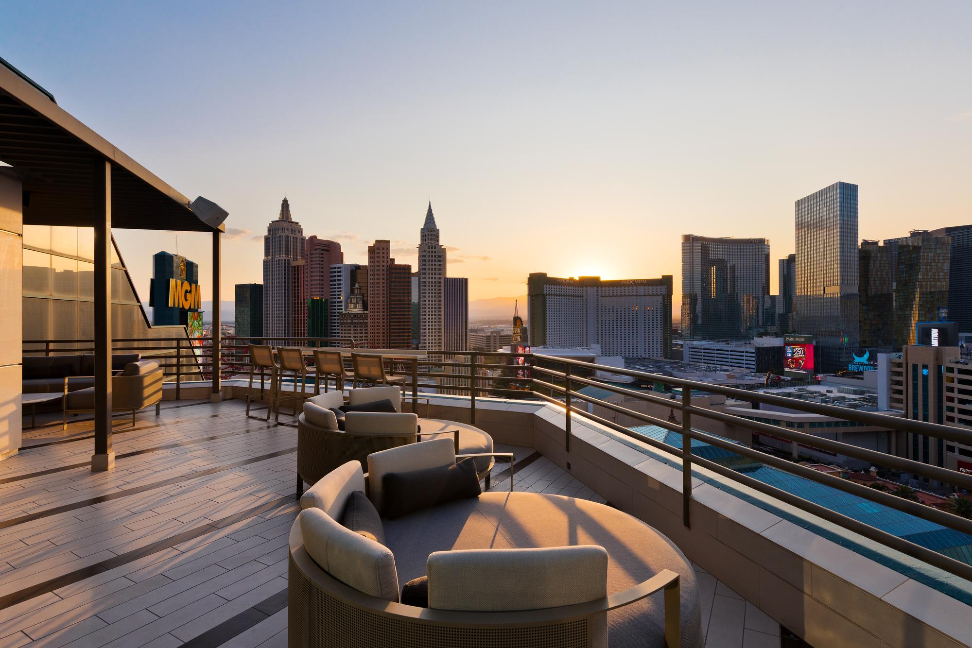 MGM Terrace Suite — photo 3