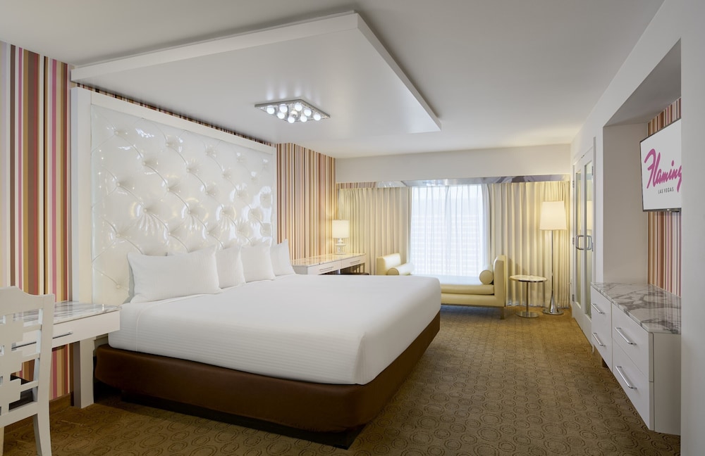 Neapolitan Suite, 1 King Bed — photo 2