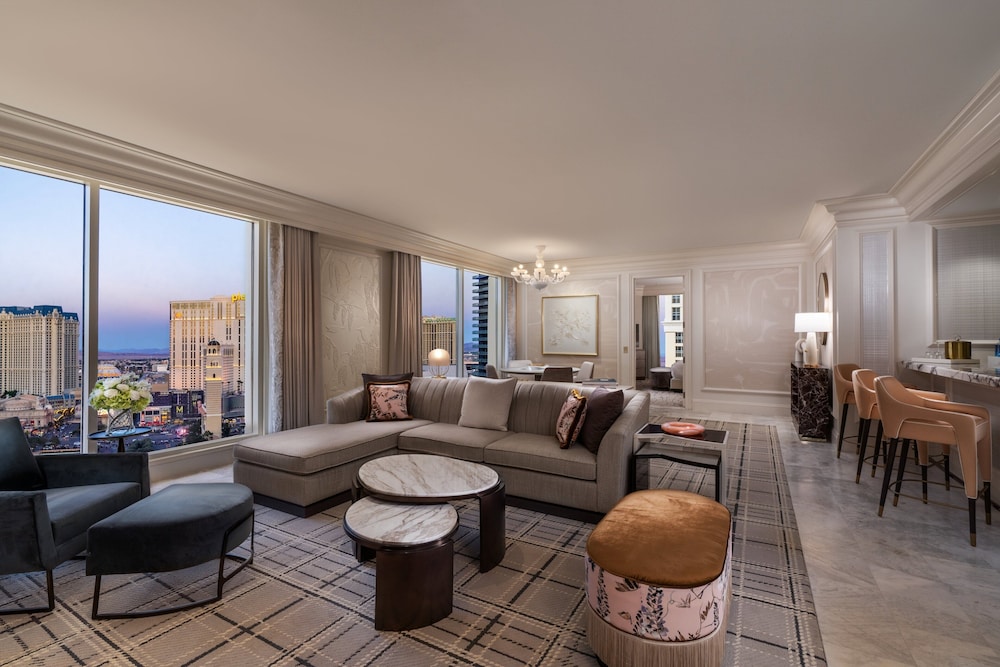 Remodeled Strip View Penthouse Suite — main photo