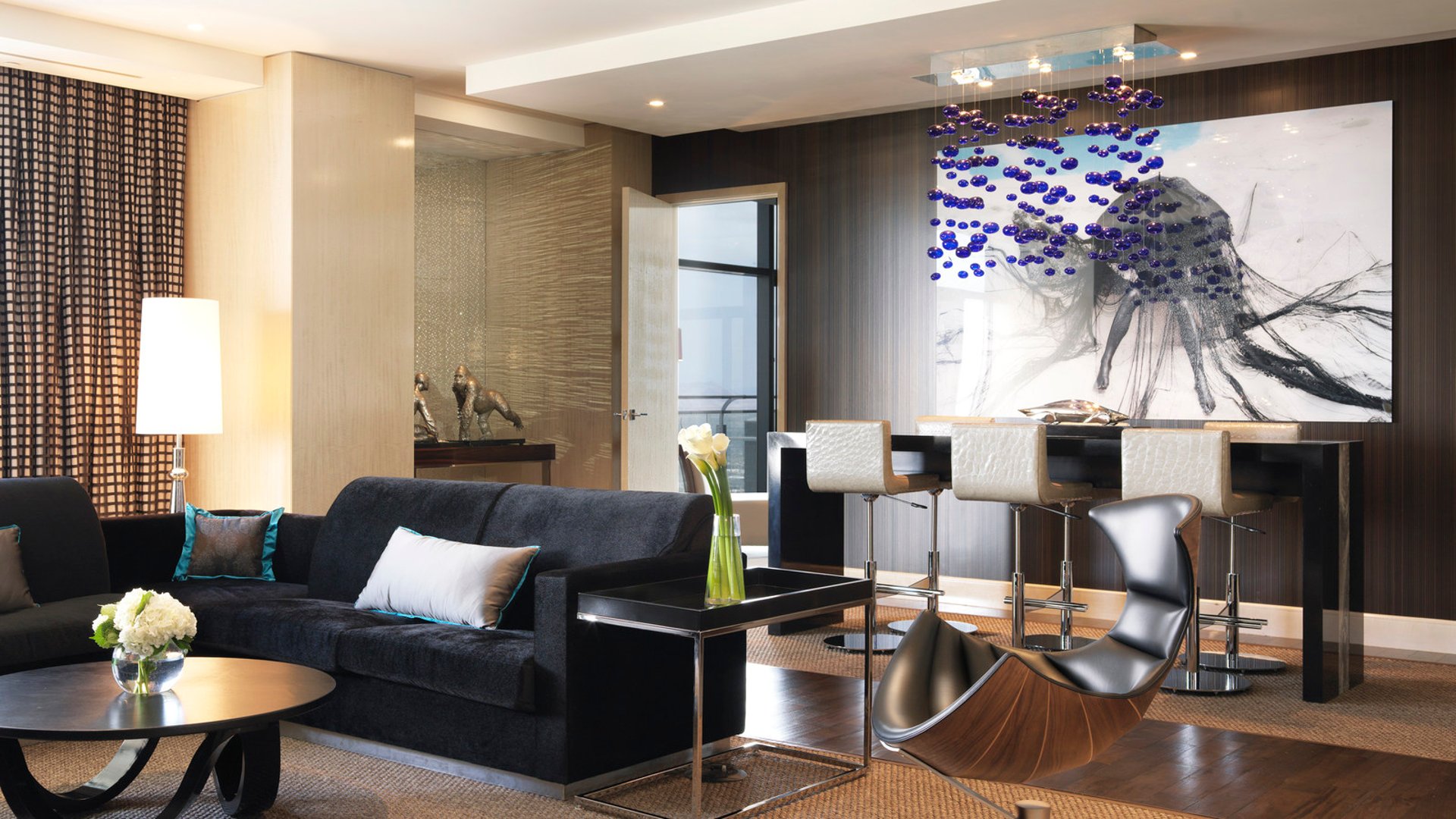 Two Bedroom Chelsea Penthouse — photo 3