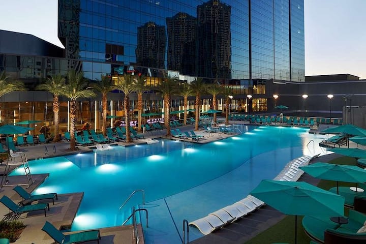1 Bedroom Grand Suite at Hilton Elara Las Vegas