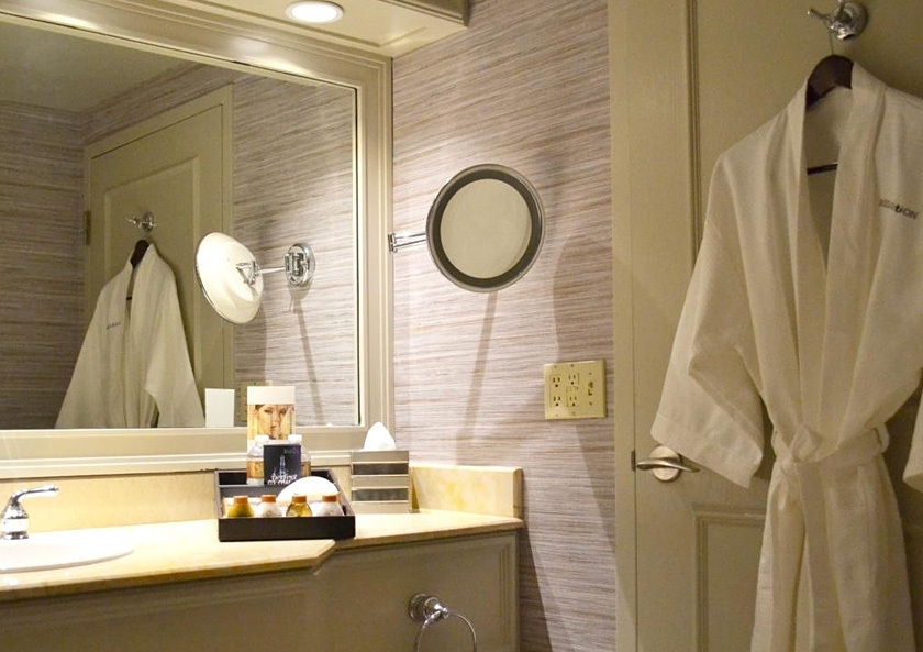 Deluxe Spa Room at Treasure Island