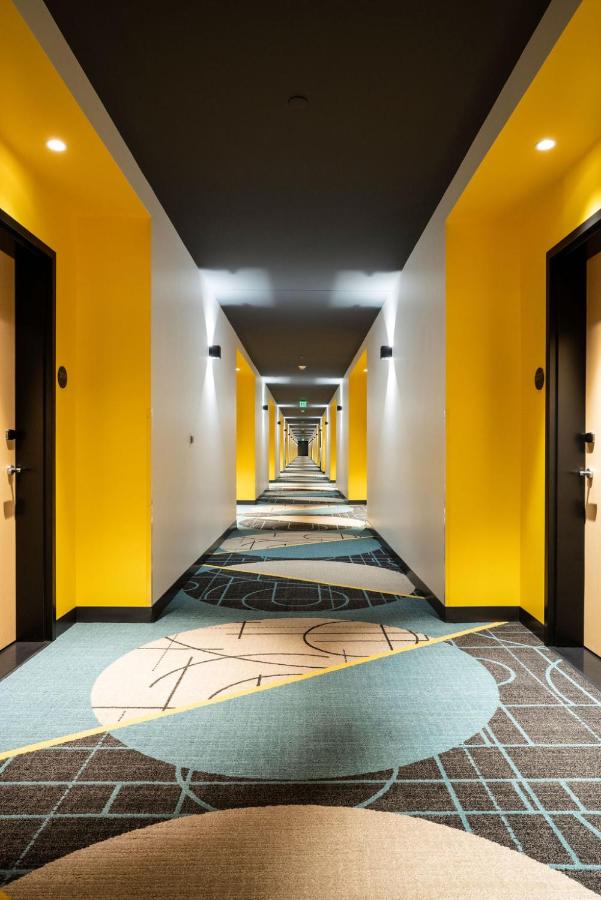 Gallery One Bedroom Suites at Downtown Grand Hotel