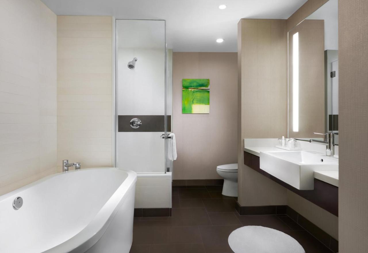 Studio Parlor Suite — photo 3