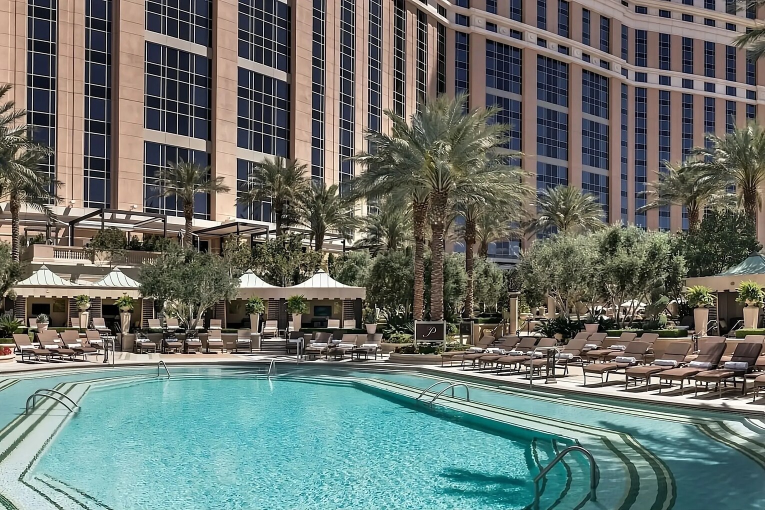 2-bedroom Suite At The Palazzo At The Venetian Resort By Suiteness at The Palazzo at The Venetian Resort by Suiteness