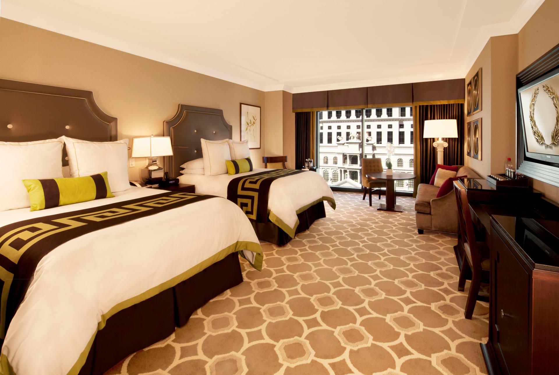 Octavius Pool View Room 2 Queens — photo 2