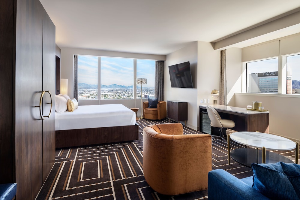 Corner Studio — main photo