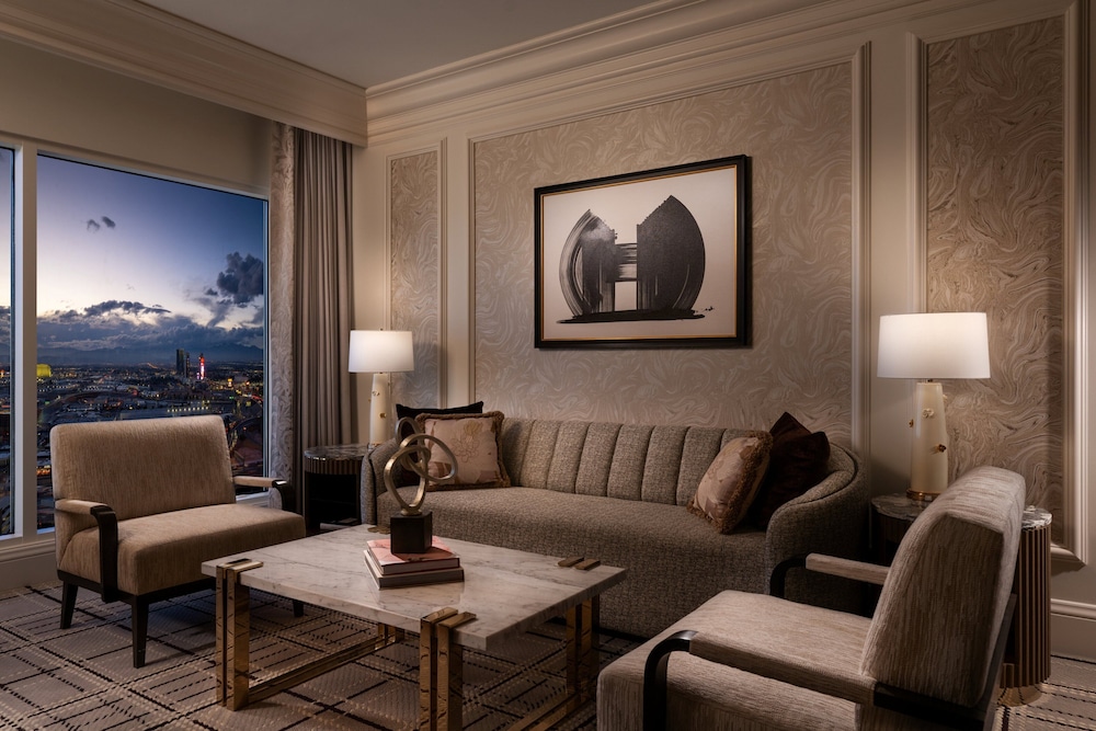 Bellagio Two Queen Suite — photo 2