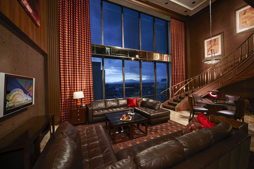 One Bedroom Spa Suite — main photo