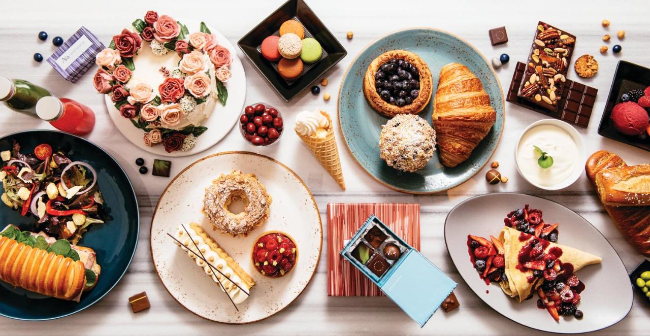 Sky Suites Two Bedroom Penthouse — photo 3