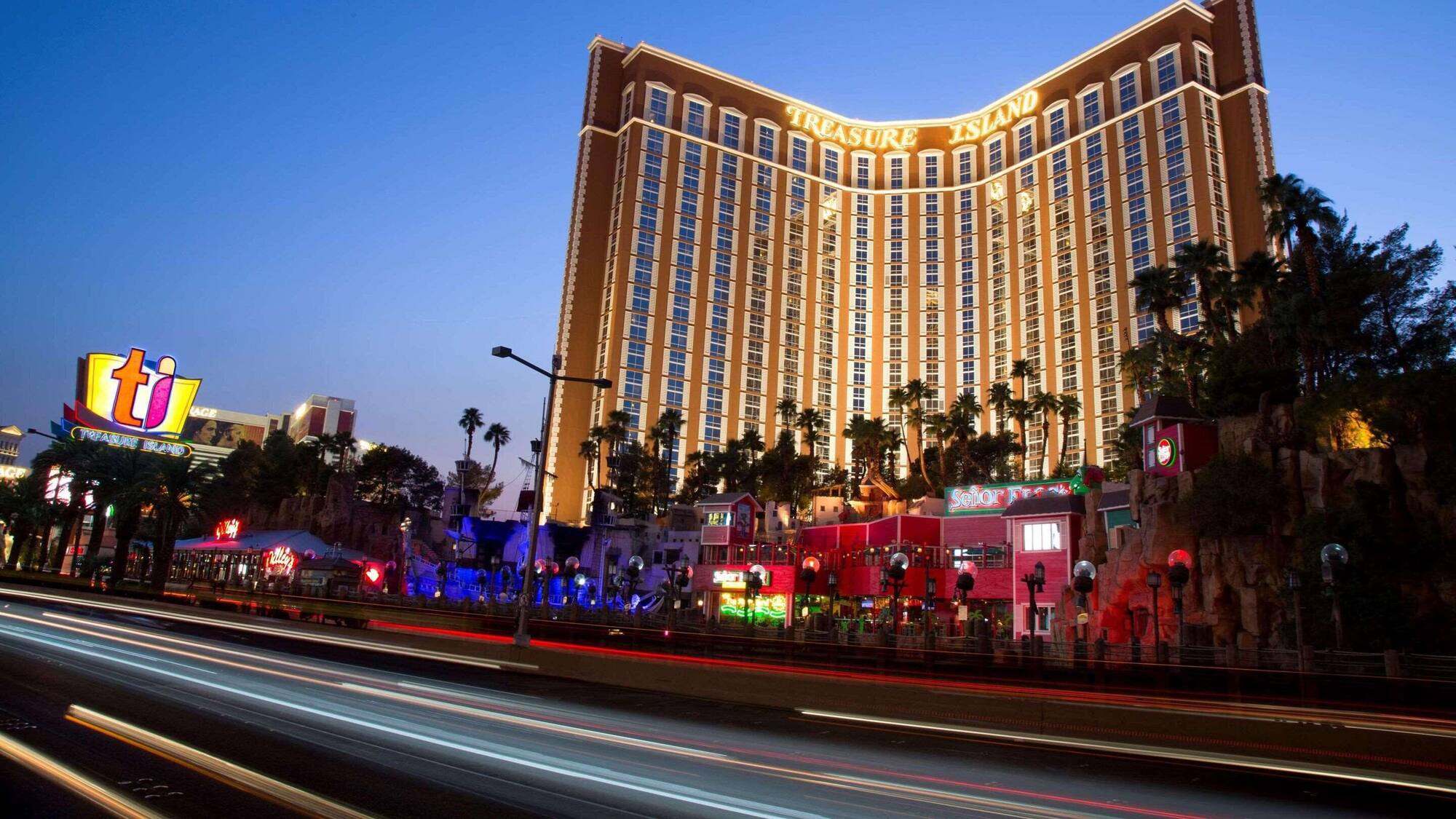 Standard Room (with designated smoking areas) at Treasure Island - TI Las Vegas Hotel & Casino